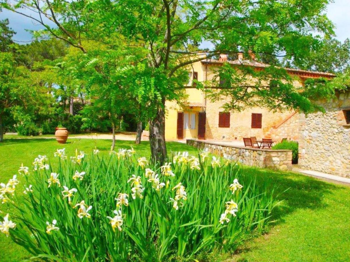 Agriturismo Fattoria Il Piano - Appartamento Antica Cucina - Сан-Джиминьяно Экстерьер фото